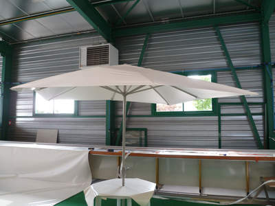 Même la fabrication de parasol est possible !